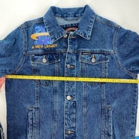 Members Only Looney Tunes Space Jam Denim Jean Bugs Bunny Medium Jacket NWT - Picture 10 of 12